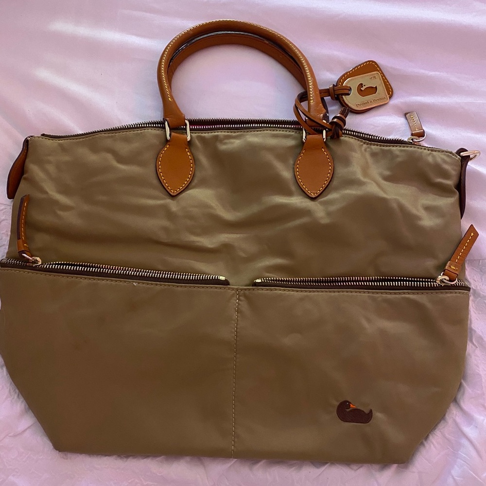 Dooney & Bourke